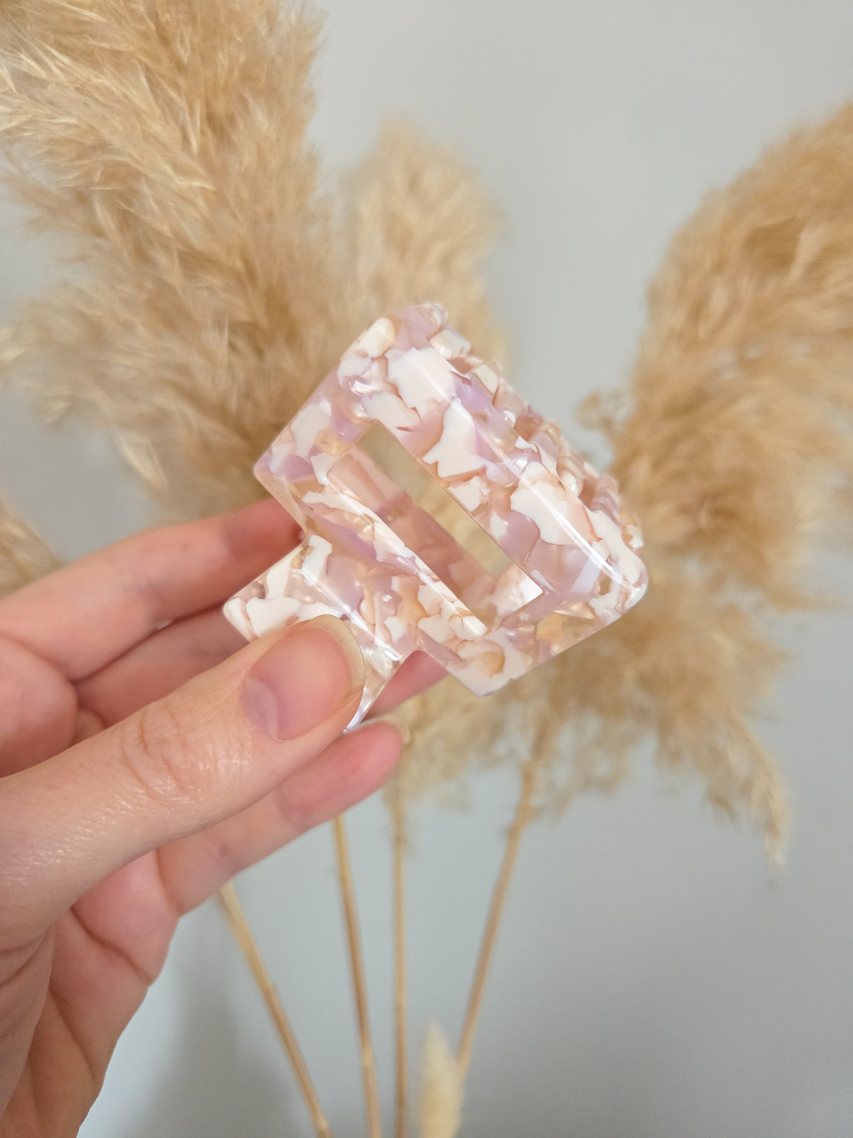 Elodie Small Claw Clip