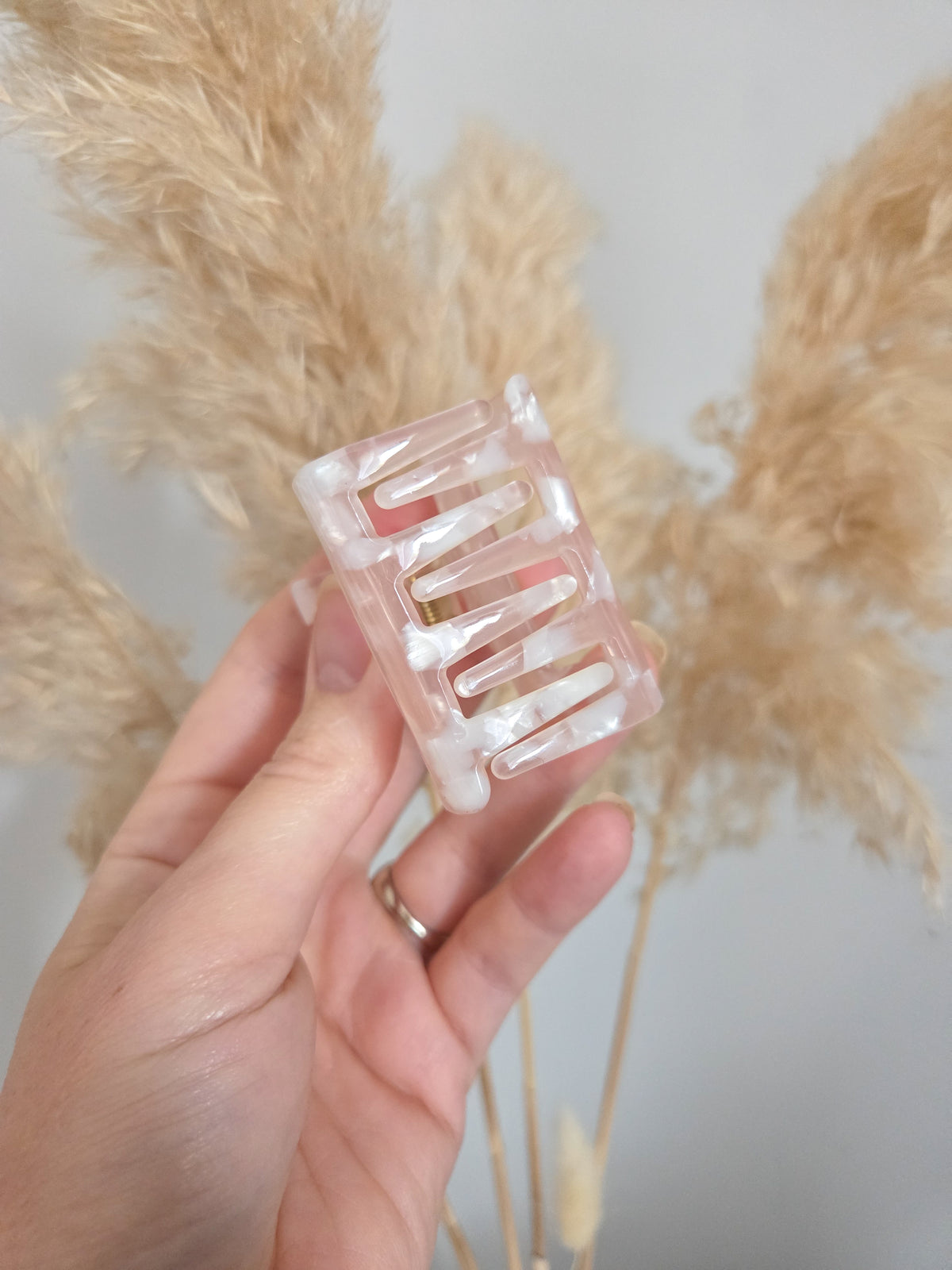 Amelie Small Claw Clip