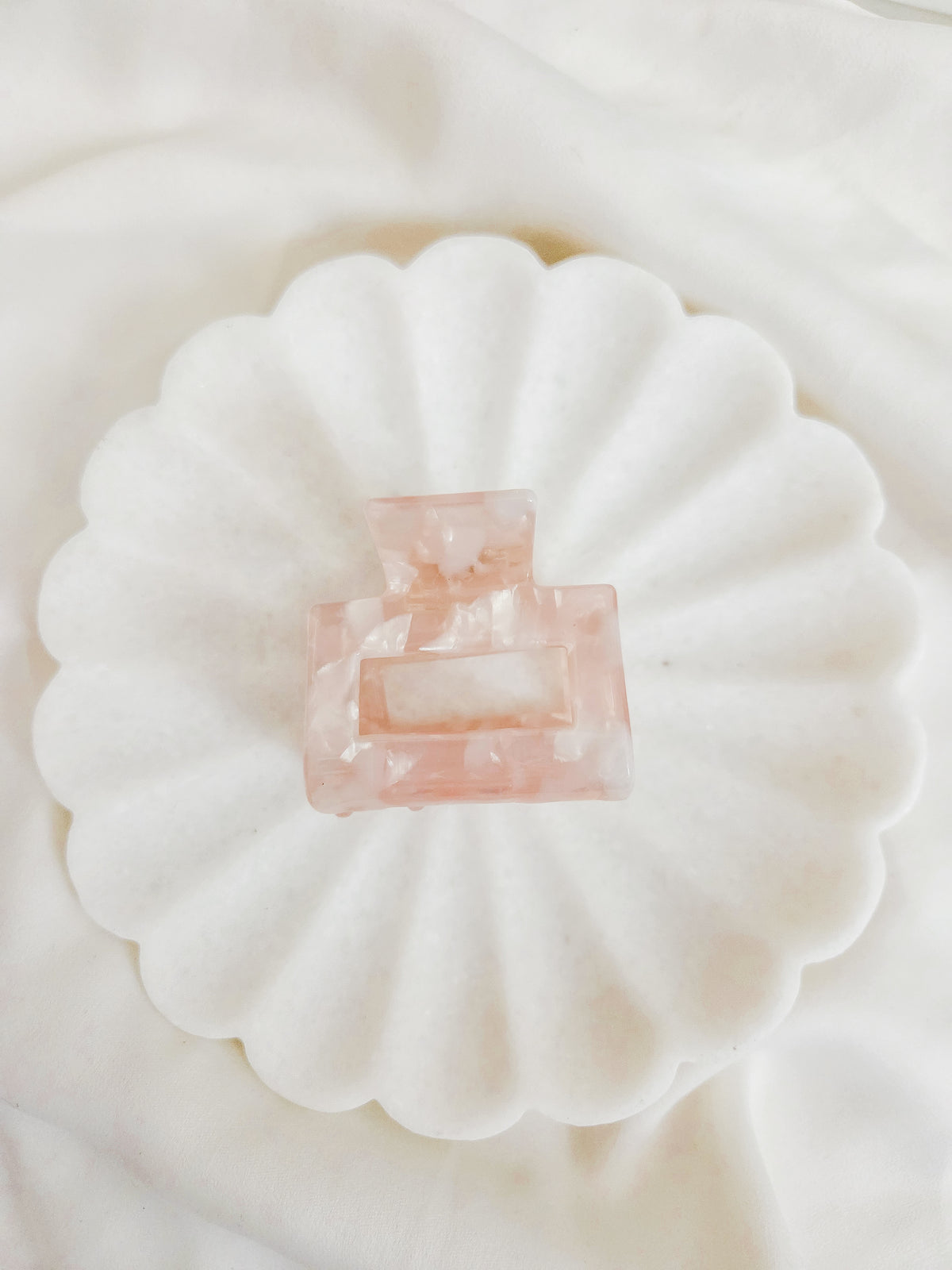 Amelie Small Claw Clip