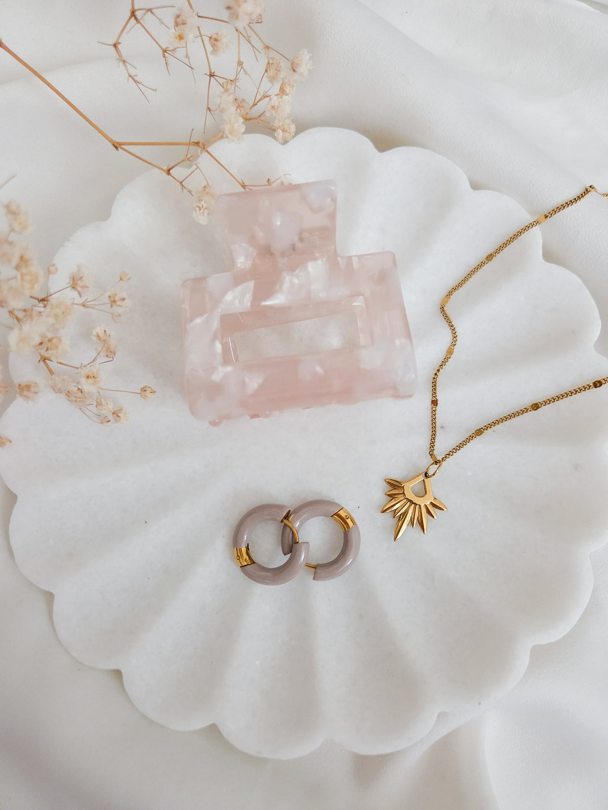 Amelie Small Claw Clip
